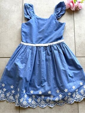 Zunie Girl A Line Dress large 12:14 Blue Floral Embroidered Cotton buttons lined